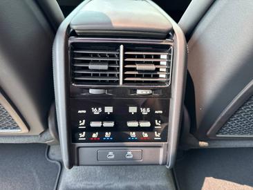 Porsche Cayenne E4 Turbo Electric — photo 22