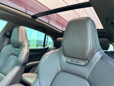 Porsche Cayenne E4 Turbo Electric — photo 26