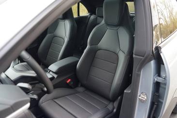 Porsche Macan GTS Electric — photo 17