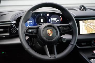Porsche Macan GTS Electric — photo 18