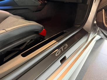 Porsche 911 Turbo S — photo 28