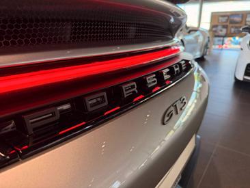 Porsche 911 Turbo S — photo 33