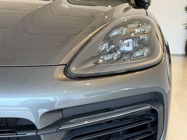 Porsche Cayenne III E-Hybrid — photo 8