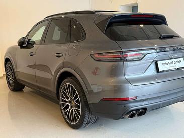 Porsche Cayenne III E-Hybrid — photo 12