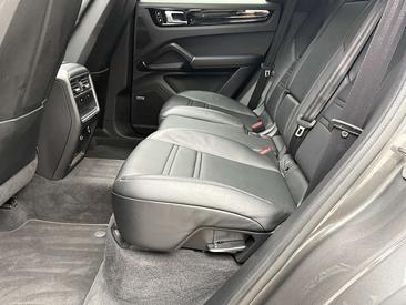 Porsche Cayenne III E-Hybrid — photo 19