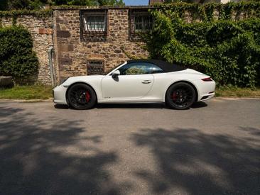 Porsche 991 II GTS — photo 12