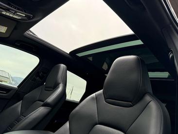 Porsche Cayenne III E-Hybrid — photo 23