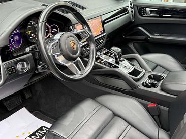 Porsche Cayenne III E-Hybrid — photo 24