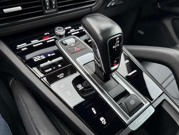 Porsche Cayenne III E-Hybrid — photo 39