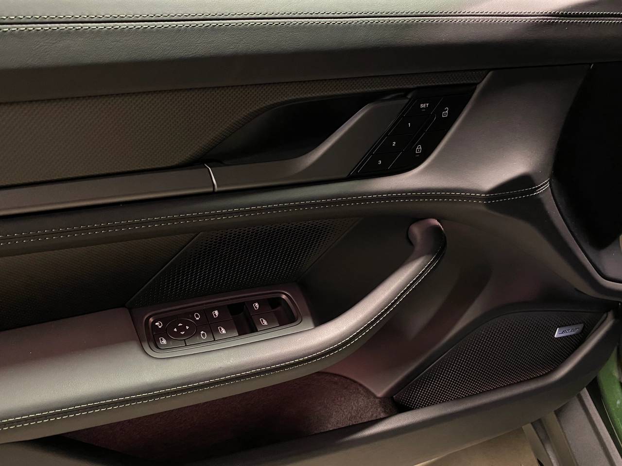 Porsche Taycan ph2 4S Cross Turismo - 2025 - Joinsteer - #25