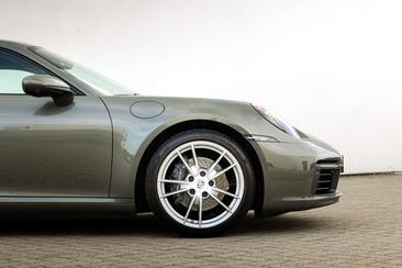 Porsche 992 I Carrera — photo 11