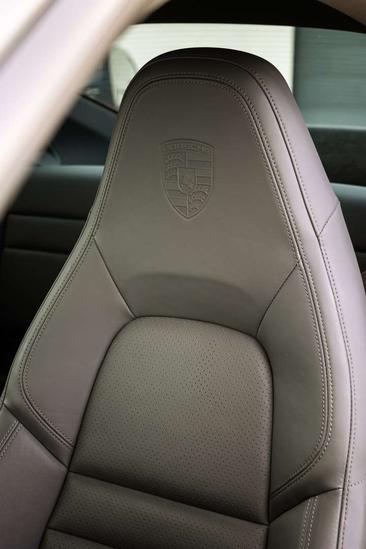 Porsche 992 I Carrera — photo 28