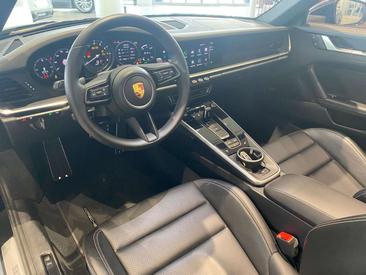 Porsche 911 Cabriolet Carrera — photo 10