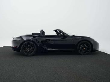 Porsche 718 Cabriolet Boxster — photo 34