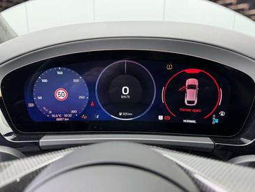 Porsche Macan 4S Electric — photo 20