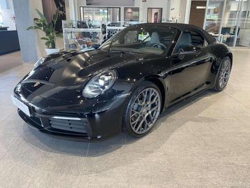 Porsche 911 Cabriolet Carrera — photo 21