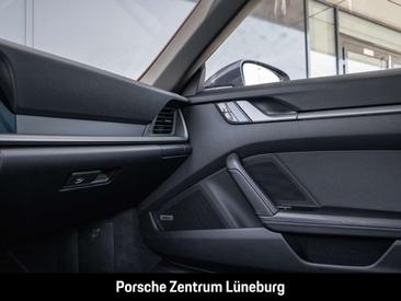 Porsche 911 Cabriolet Carrera — photo 33