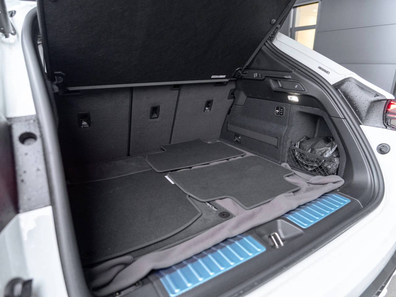 Porsche Macan Electrique 4 - 2024 - Joinsteer - #36