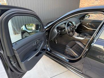 BMW Série 3 M Sport 330 — photo 4
