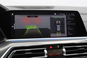 BMW X5 M Sport XDrive45e — photo 29