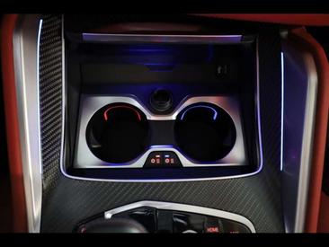 BMW XM 50e — photo 18
