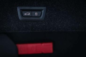 BMW Série 3 M Sport 330e — photo 19