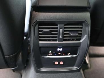 BMW 320 M Sport Hybride — photo 15