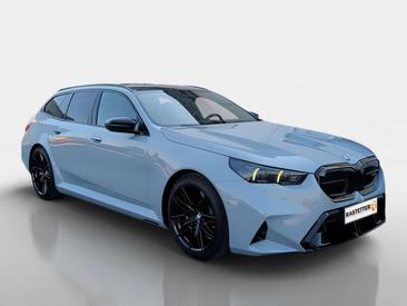 BMW M5 Touring — photo 7