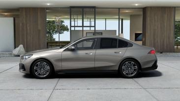 BMW I5 M Sport XDrive40 — photo 2