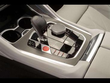 BMW XM 50e — photo 18