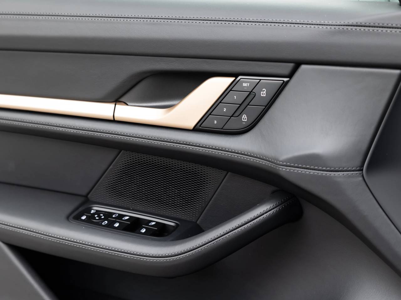 Porsche Taycan ph2 4S Cross Turismo - 2024 - Joinsteer - #26