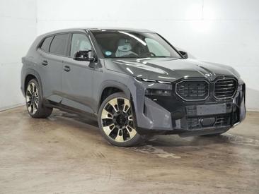BMW XM 50e — photo 2