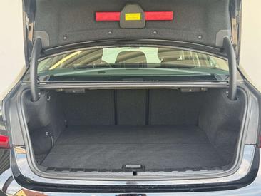 BMW 320 E — photo 8