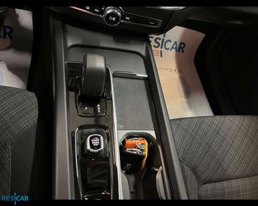 Volvo XC60 B4 Core — photo 9