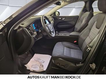 Volvo XC60 B4 Core — photo 5