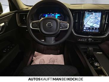 Volvo XC60 B4 Core — photo 8