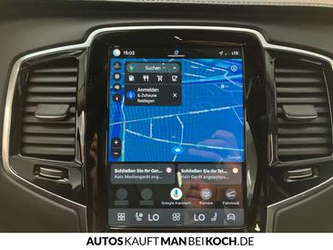 Volvo XC90 B5 Plus — photo 11