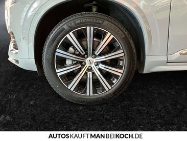 Volvo XC90 B5 Plus — photo 15