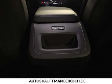 Volvo XC60 B4 Core — photo 32