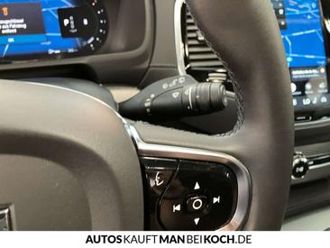 Volvo XC90 B5 Plus — photo 19
