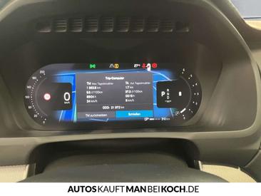 Volvo XC90 B5 Plus — photo 20