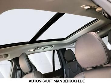 Volvo XC90 B5 Plus — photo 23