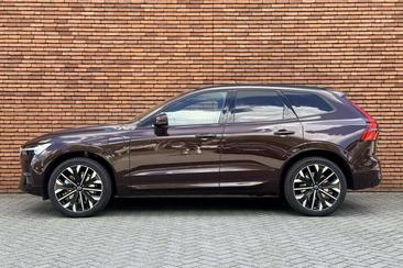 Volvo XC60 T6 Recharge Core — photo 6