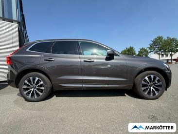 Volvo XC60 B4 Core — photo 3