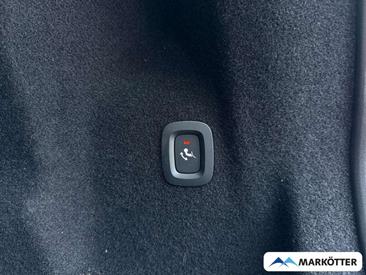Volvo XC60 B4 Core — photo 9