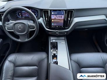 Volvo XC60 B4 Core — photo 16