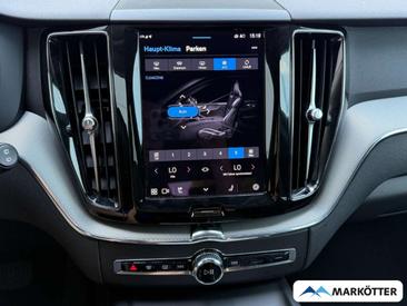 Volvo XC60 B4 Core — photo 24