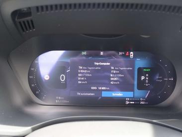 Volvo XC60 T8 PLUS — photo 14