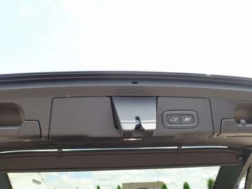 Volvo XC60 T8 PLUS — photo 26