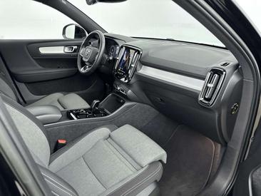 Volvo XC40 T5 Recharge Plus — photo 23